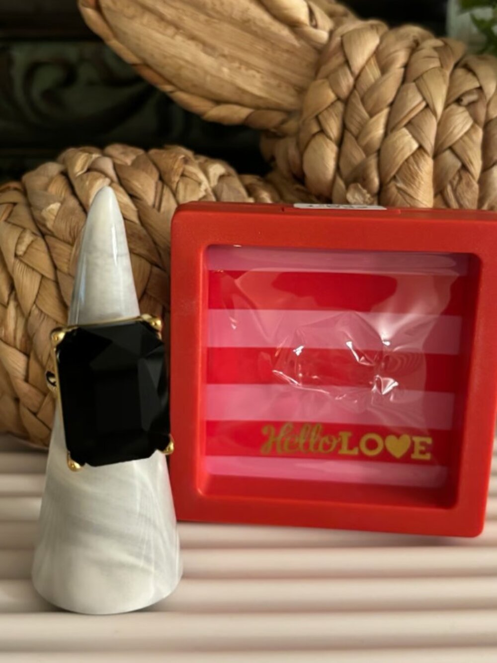 Hello Love Morgan Ring -Black